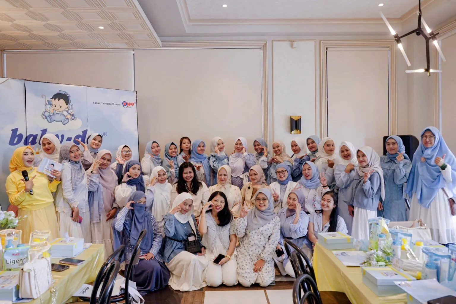 Baby-Dee Kuatkan Literasi Ibu Muda Palembang